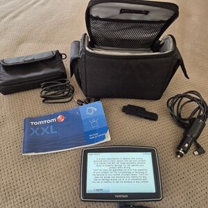 TomTom XXL 540S 5-Inch Widescreen Portable GPS Navigation - Tested Working